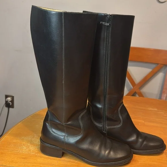 L.L. BEAN BLACK LEATHER RIDING BOOTS 8.5 - Picture 3 of 15